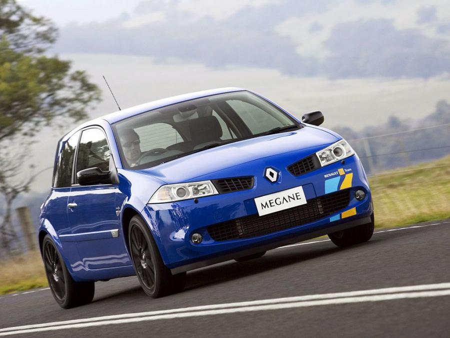  Renault Megane R.S. F1 Team 2006 года  (фото 6 из 14)